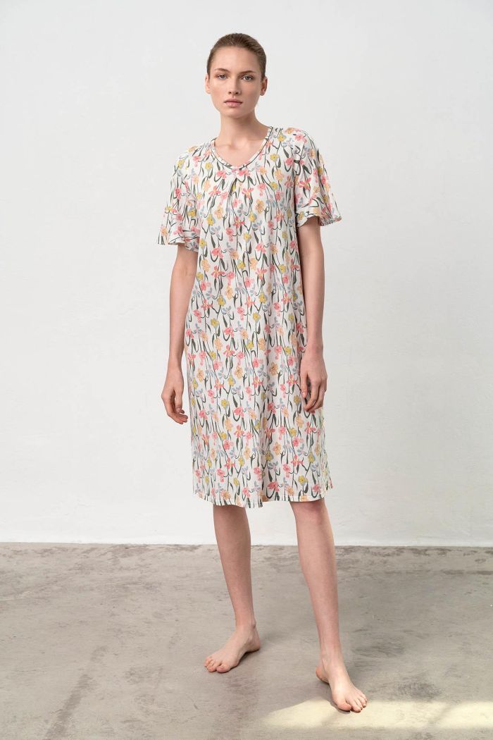 Nightgown with Short Sleeves