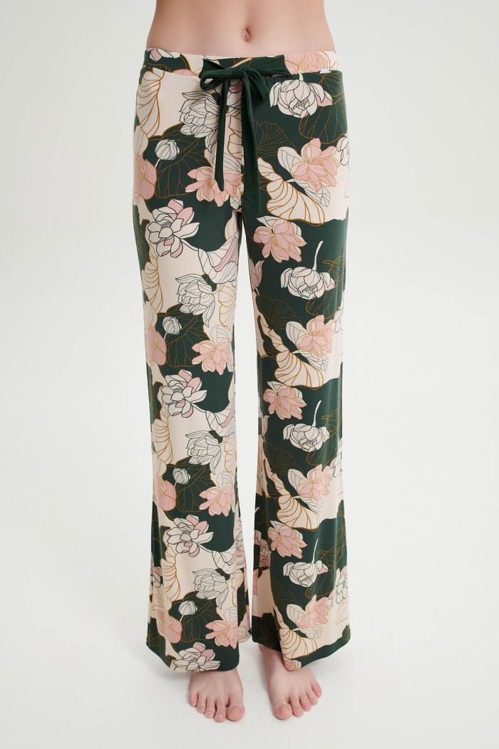 Spodnie w kwiaty