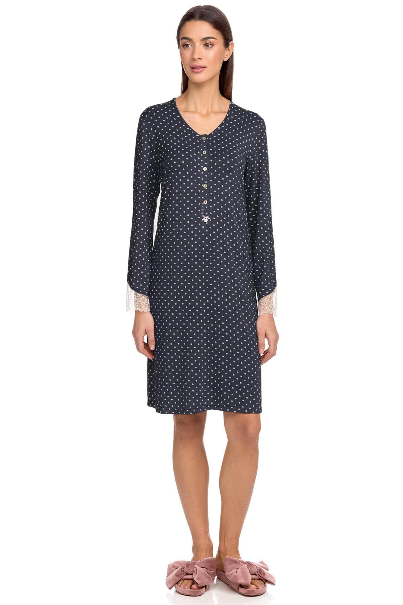 Nightgown with polka dots