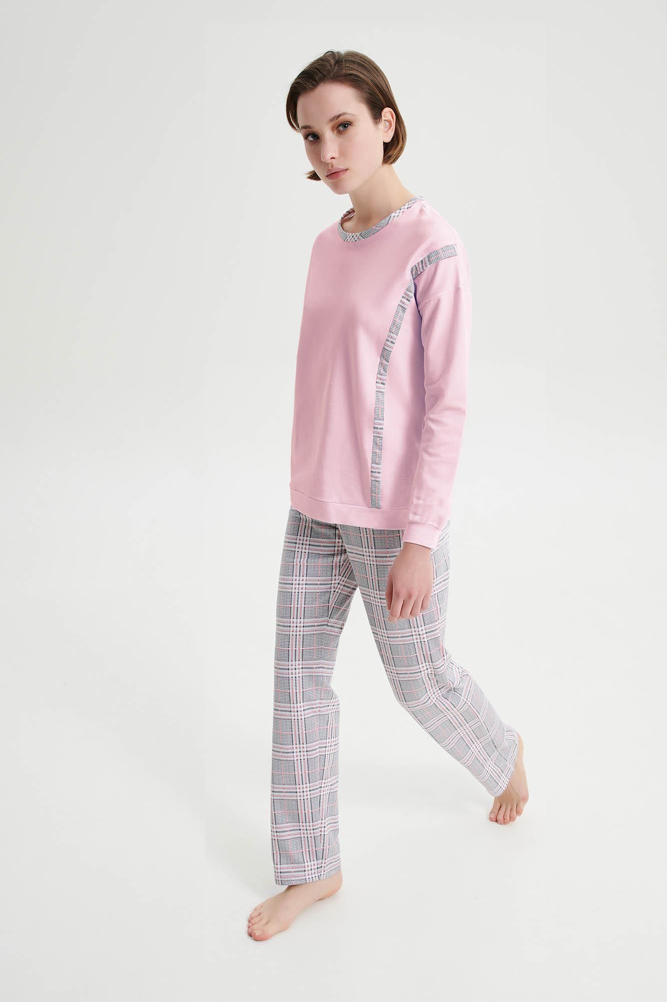 Pyjamas with Long Sleeves
