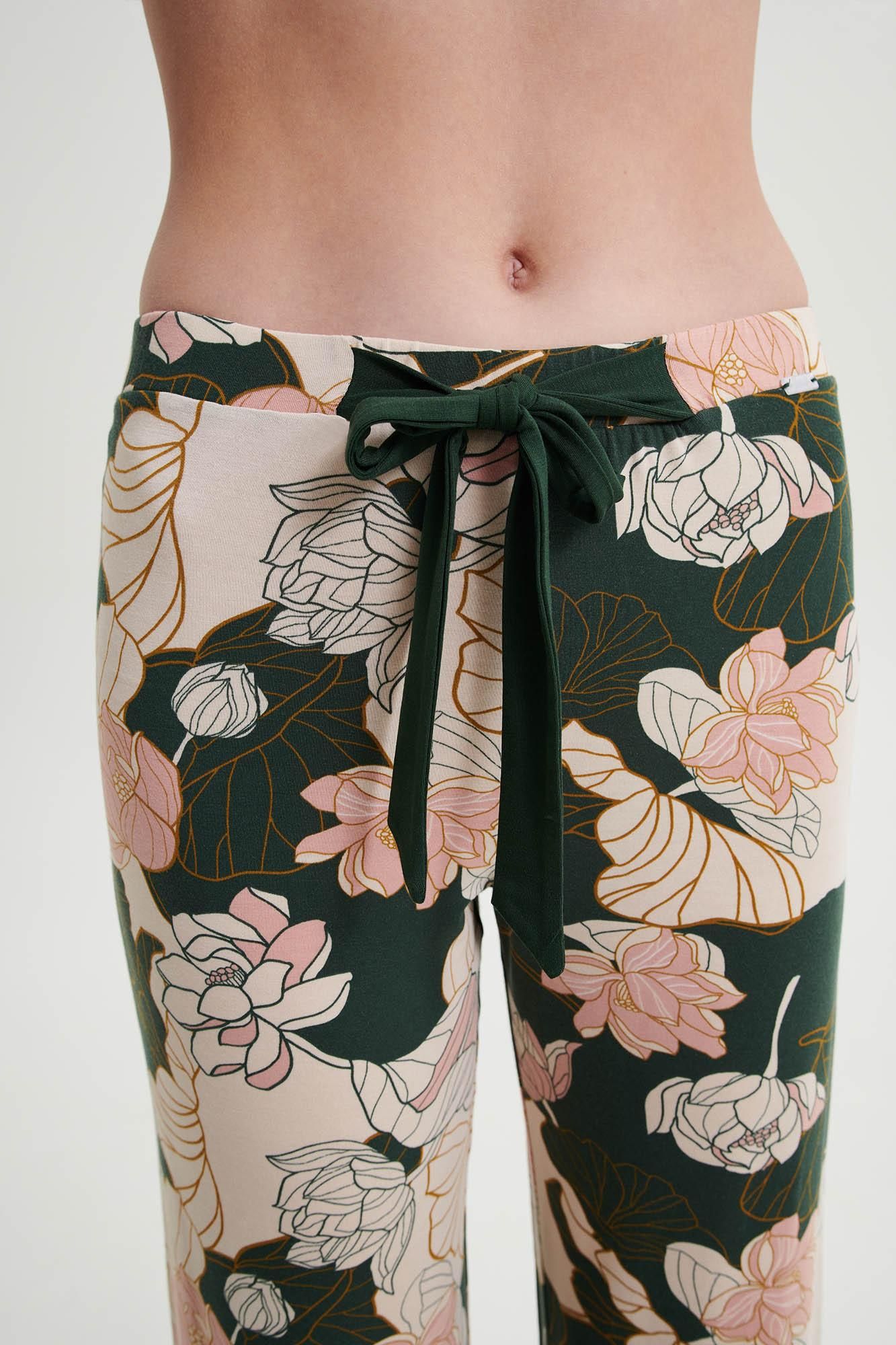 Květinové kalhoty