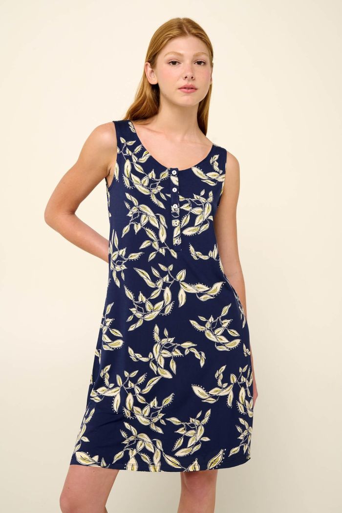 Ujjatlan nyári gombos nyakkendővel