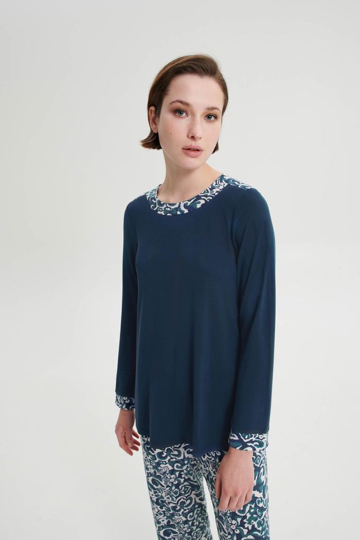 Pyjamas Round Neckline