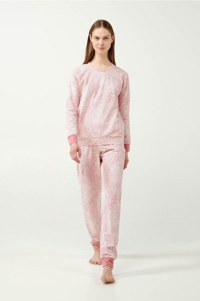 Rosa Pyjama mit Leopardenmuster