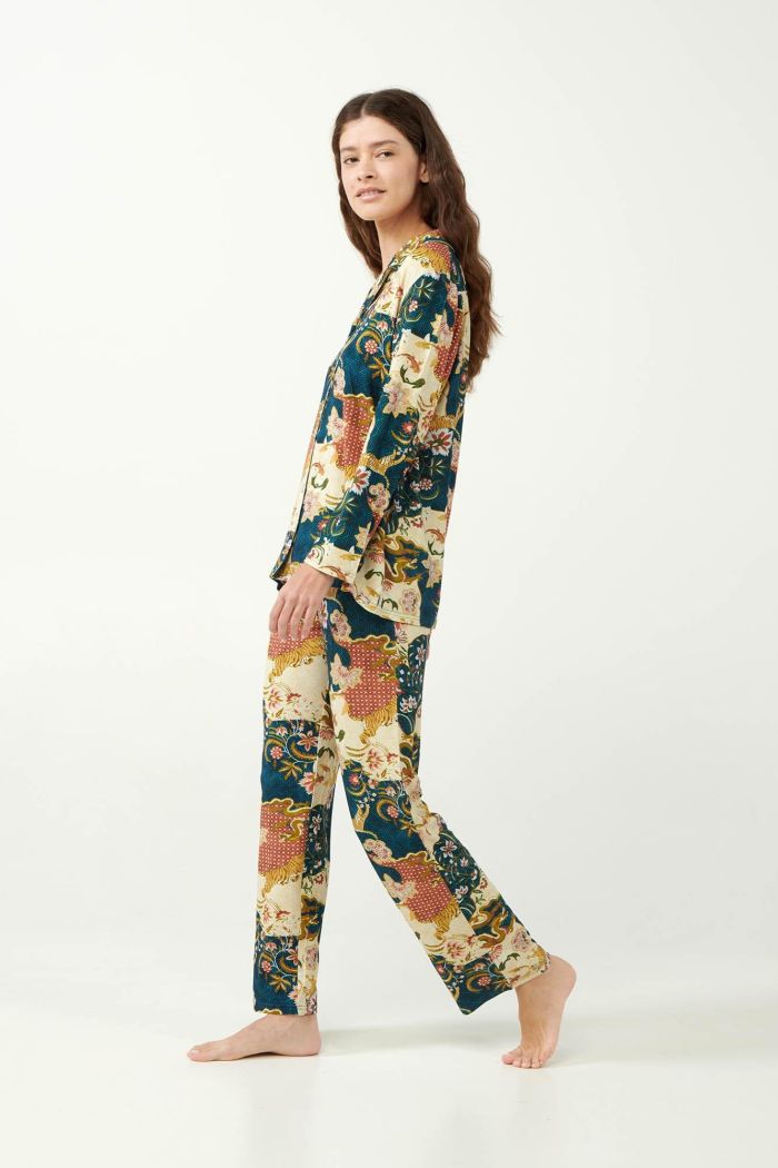 Japanese Floral Buttoned Pyjamas