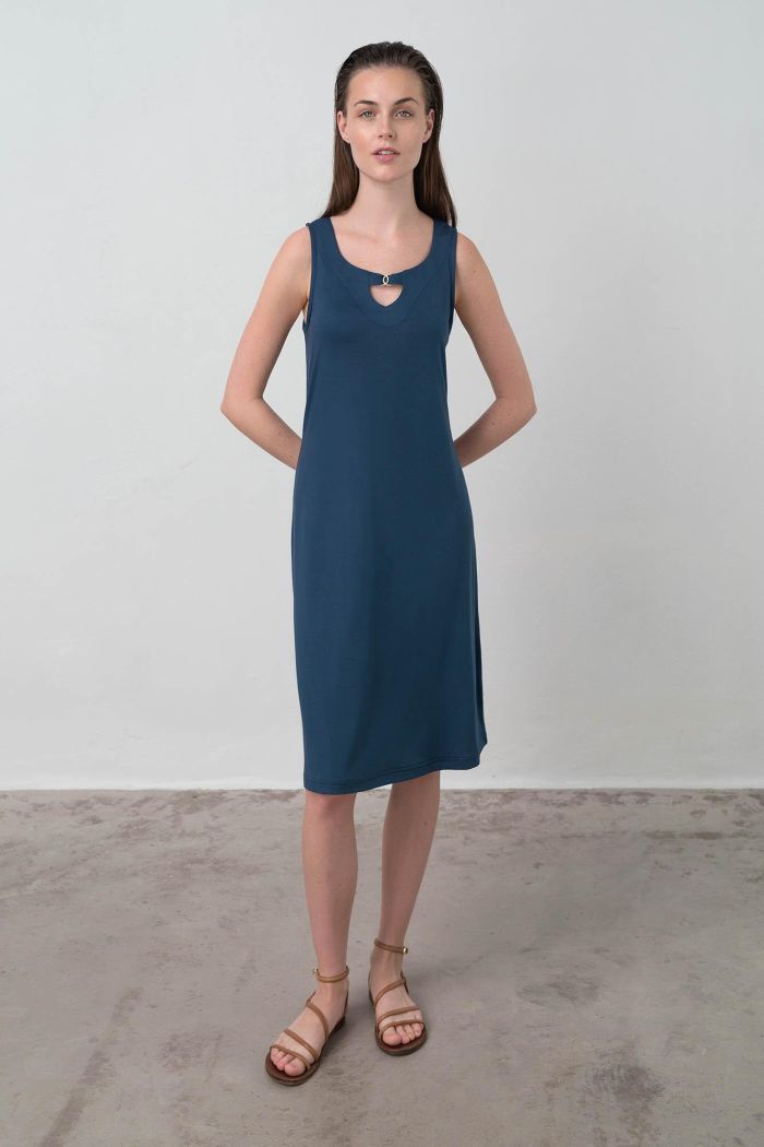 Sleeveless Plain Dress