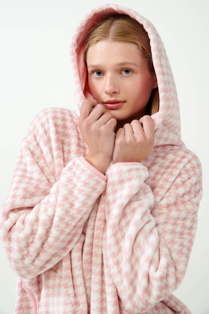 Pied de Poule Nightgown with Hoodie